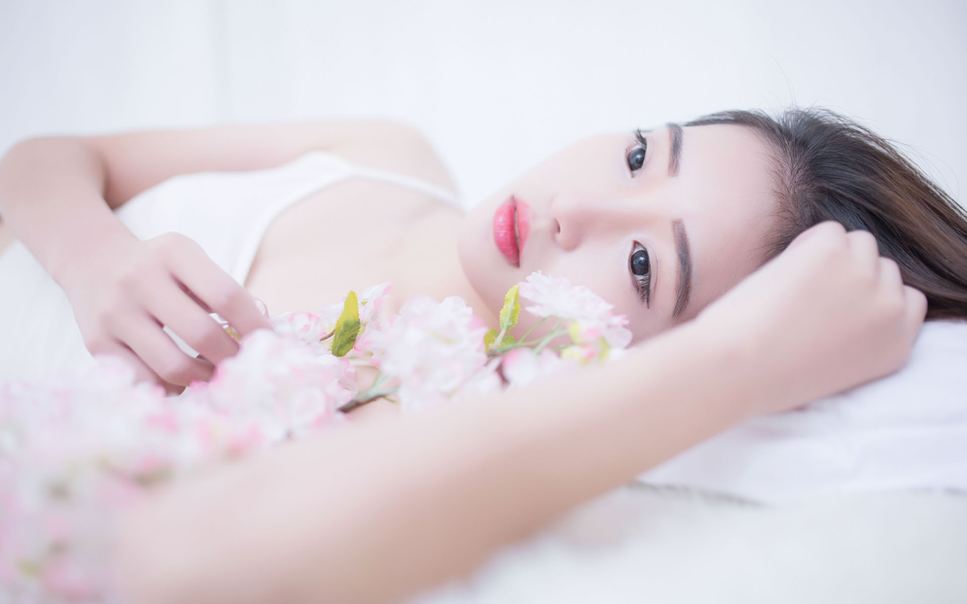 贵州遵义：暑期红色旅游热